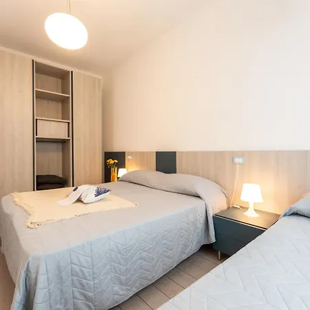 公寓 Casa De Lazzari - Piazza Brescia - Adria - Family 利多迪迪耶索洛