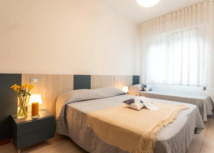 Casa De Lazzari - Piazza Brescia - Adria - Family Apartament Lido di Jesolo